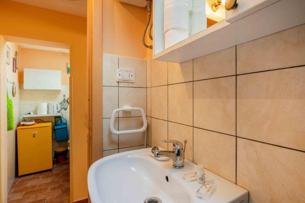 San Frediano Cozy Studio With Private Patio Daire Floransa Dış mekan fotoğraf